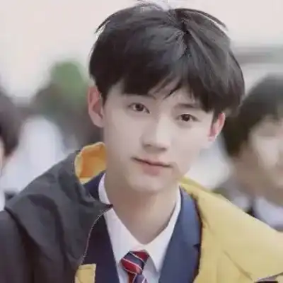 乐梧璟